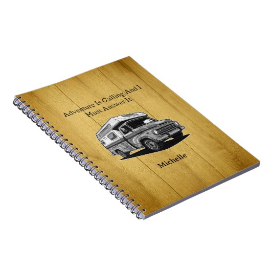 Adventure Is Calling I Must Answer Explore Outdoor ノートブック (右側)