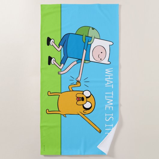 Adventure Time | Finn & Jake Fist Bump ビーチタオル (正面)