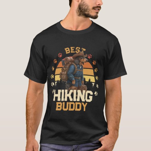 Adventurous American Eng Hiker Wilderness Explorer Tシャツ (正面)