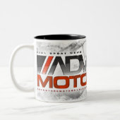 ADVMotoの雑誌のコーヒー・マグ ツートーンマグカップ (左)