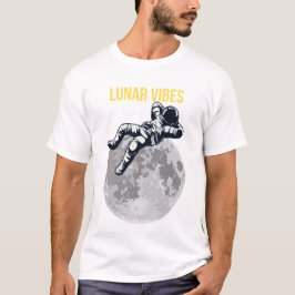 Aesthetic Astronaut Relaxing on Moon Lunar Vibes T Tシャツ