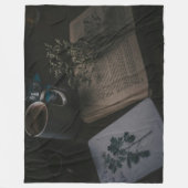 Aesthetic Reading フリースブランケット (正面)
