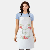 Aesthetic Strawberry & Cherry Apron エプロン (着用した状態)