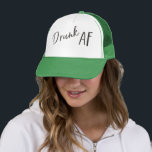 AF炭飲ロゴトラックユニセックスカーハット キャップ<br><div class="desc">AFトラ飲ッカー帽ユニセックス子 – ロゴは必要にのまわりに応じて移もし動でき、パーソナライズするための文字を追加できる。私たちはハッシュタグ結婚のようなものをお勧め!ピンク、グリーン、ブラックのカラーパレットやリラックスおもしろいのタイポグラフィなど、このコレクションに関する全てが大好き。そして壮大な週末のステージを設定する完璧な夏期グラフィックも楽しめる!コレクション忘れの残りの部分をチェックしない – 招待状のバリエーションから装飾や供給までのすべてを持っている</div>