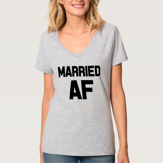 AF結婚した女子おもしろいシャツ Tシャツ (正面)