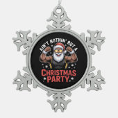 African American Santa Claus Christmas Pajama スノーフレークピューターオーナメント (正面)