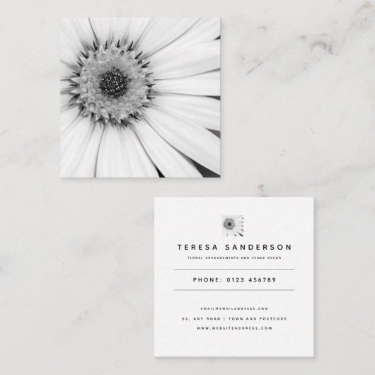 African Daisy Monochrome Floral Square Business Ca スクエア名刺 (正面/裏面)