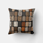 African mudcloth textile designs in a grid クッション (裏面)