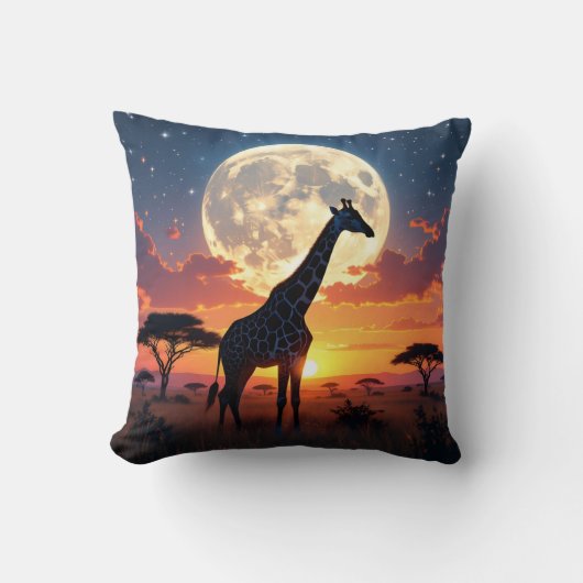 African Sunset Moon Giraffe & African St Mkt Pillo クッション (正面)