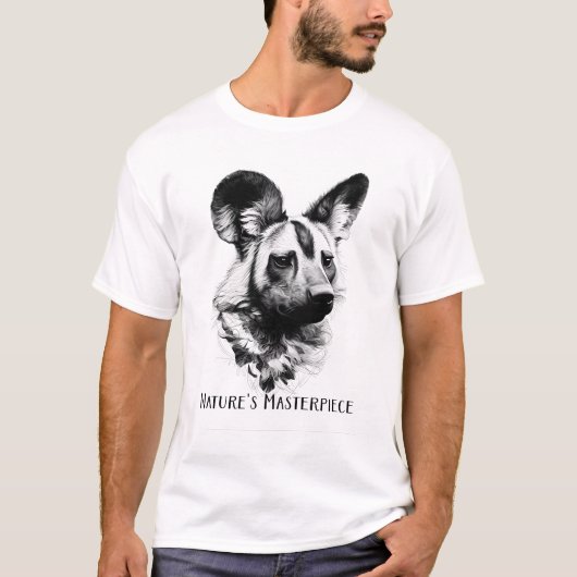 African Wild Dog B&W Nature's Masterpiece Art. Tシャツ (正面)