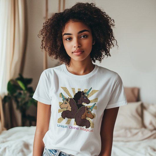Afro Unicorn Trio: ユニーク、Divine、Magical Tシャツ