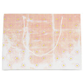 Aged Grunge Pastel Texture Tiny Daisies Flowers. ラージペーパーバッグ (正面)