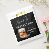 Aged To Perfection Whisky Glass Birthday Party フェイバーバッグ (封をした状態)