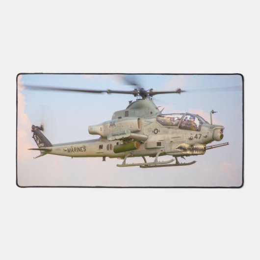 AH-1Zバイパー デスクマット (正面)