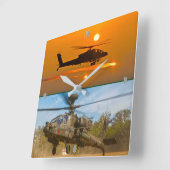 AH-64E APACHE GUARDIAN スクエア壁時計 (傾斜)