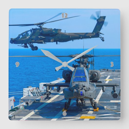 AH-64E APACHE GUARDIAN スクエア壁時計 (正面)
