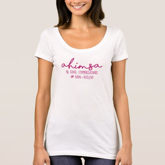 Ahimsa:  親切、情け深く及び非激しいがあって下さい tシャツ (正面)