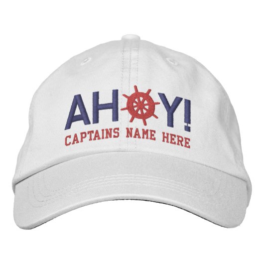Ahoy Ships Wheel キャプテンのパーソナライズ 刺繍入りキャップ (正面)