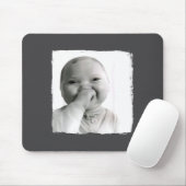 Ai Baby Giggling Holding Back Laugh Funny Viral Ge マウスパッド (マウス)