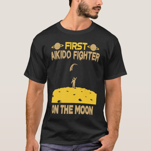 Aikido Fighter On The Moon Tシャツ (正面)