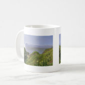 Ailsa CraigとスコットランドのArran島 コーヒーマグカップ (正面左)