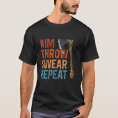 Aim Throw Swear Repeat axe throwing hatchet throwe Tシャツ (正面)