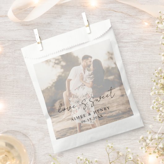 Aimeeスクリプ素朴トモダン結婚の フェイバーバッグ (クリップ留めされた状態)