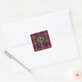 Ainslie Scottish Clan Tartan & Crest スクエアシール (封筒)
