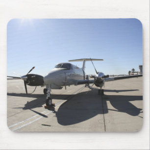 Air UC-12F王の航空機 マウスパッド