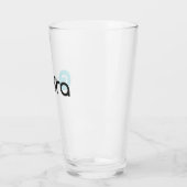 Airaの黒くおよび青のカスタム タンブラーグラス (左)