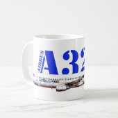 Airbus A320航空機の水色スケッチプロファイル コーヒーマグカップ (正面左)