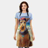 Airedaleオンビーチ、愛犬家のための夏の贈り物 エプロン (着用した状態)