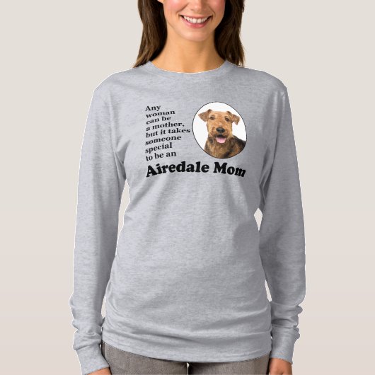 Airedale Mom Tシャツ (正面)
