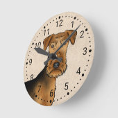 Airedale Terrier Bingley Terrier Dog Head On Beige ラウンド壁時計 (傾斜)