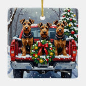 Airedale Terrier Christmas Red Truck Holiday セラミックオーナメント (裏面)