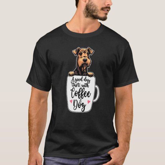 Airedale Terrier Dogコーヒーマグ犬 Tシャツ (正面)