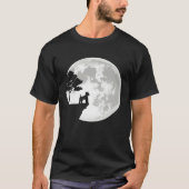 Airedale Terrier Dog Breed Moon Halloween Apparel Tシャツ (正面)