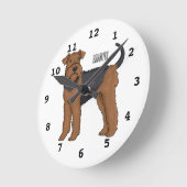 Airedale terrier dog cartoon illustration ラウンド壁時計 (傾斜)