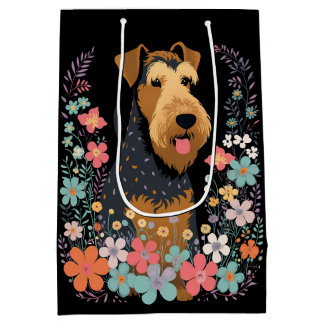 Airedale Terrier Dog in the Flower Gardenかわいい ミディアムペーパーバッグ