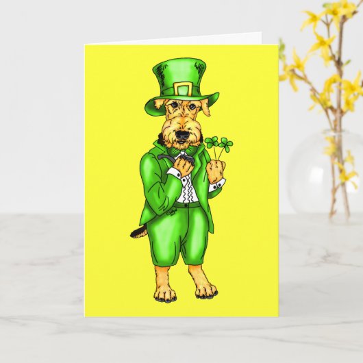 Airedale Terrier St Patrick's Day Leprechaunカード カード (黄色い花)
