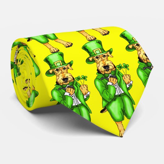 Airedale Terrier St. Patrick's Day Leprechaun ネクタイ (ロール)