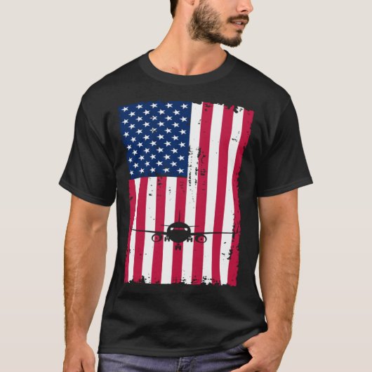 Airplane American Flag Pilot Jet Aviation Tシャツ (正面)