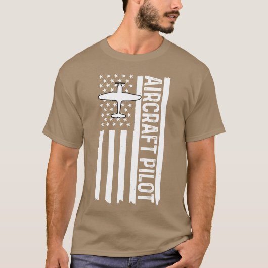 Airplane Pilot Aviation American Flag Plane friend Tシャツ (正面)
