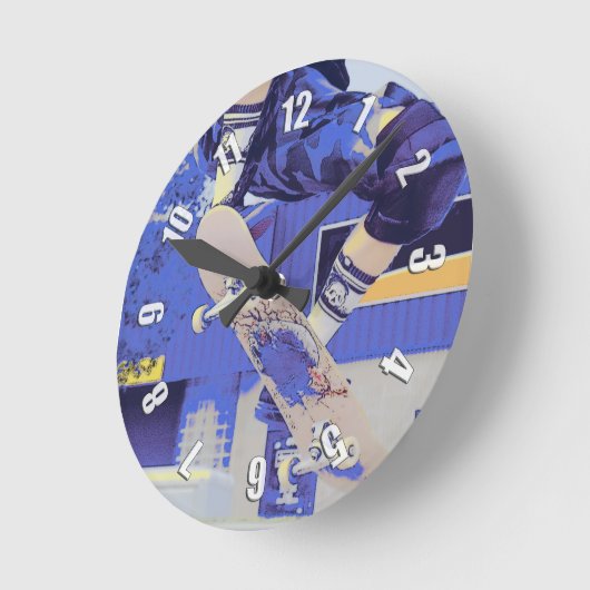 Airtime - Skateboarder ラウンド壁時計 (傾斜)