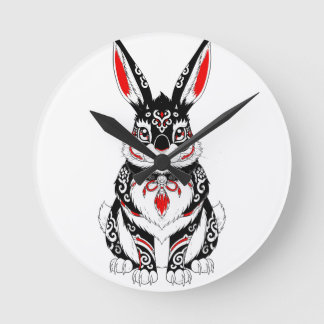 Akai Yokai Rabbit – Japanese Spirit Guardian in B ラウンド壁時計