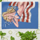 Alリオによる米国旗のビキニのピンナップの女の子 キッチンタオル (折り畳み)