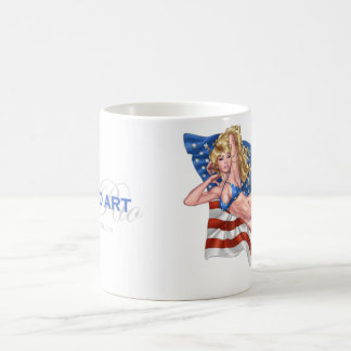 Alリオによる米国旗のビキニのピンナップの女の子 コーヒーマグカップ