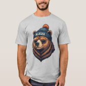 Alaska Bear with Beanie Tシャツ (正面)