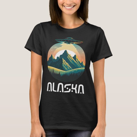 Alaska UFO For UFO and Alien Fans Tシャツ (正面)