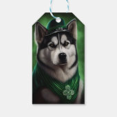 Alaskan Malamute dog in St. Patrick's Day Dress ギフトタグ (裏面)